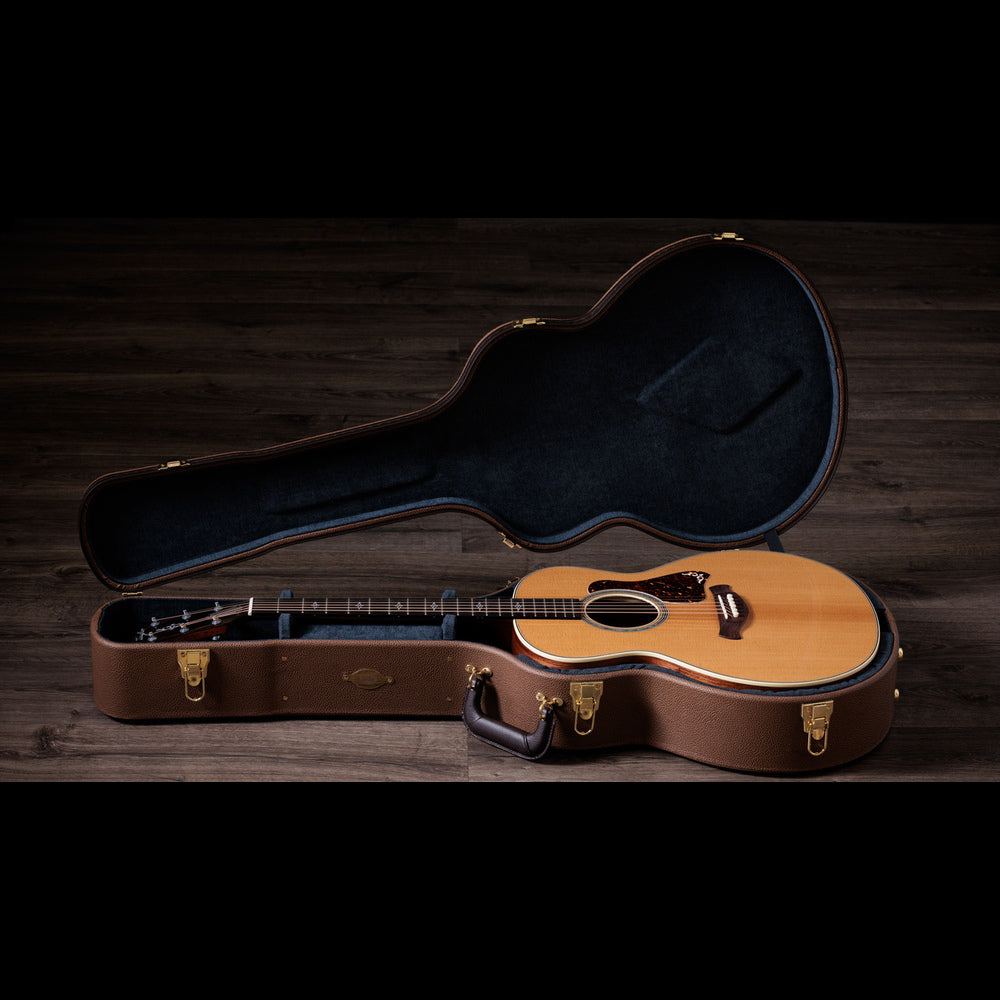 Taylor Gold Label 814e