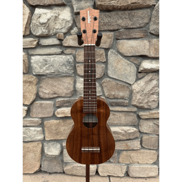Kamaka HF-1 Soprano Ukulele front
